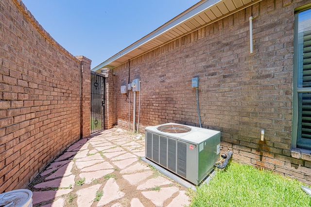 104 Waimea Dr, Odessa, TX 79762 - view of patio / terrace featuring a gate