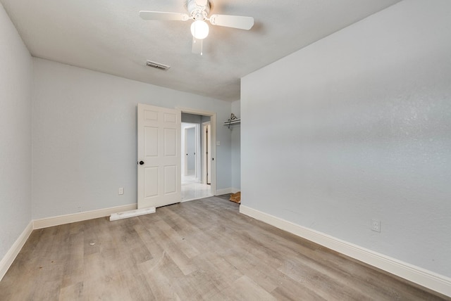 1009 S Terrell St, Midland, TX 79701 - unfurnished room with wood finished floors and a ceiling fan