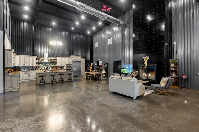 3398 SE 3000, Andrews, TX 79714 - common area featuring high vaulted ceiling