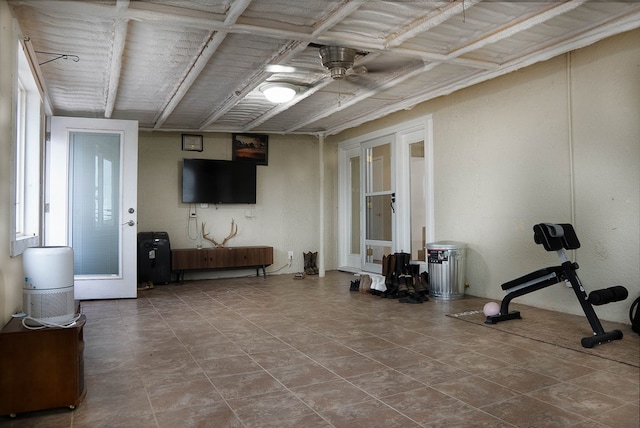302 County Rd 409, Seminole, TX 79714 - living area with ceiling fan