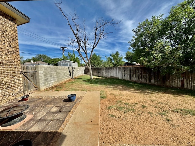 6305 Mecca St, Odessa, TX 79762 - view of yard featuring a patio area