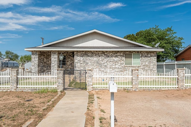 606 SW 6th St, Seminole, TX 79360 - photo 1