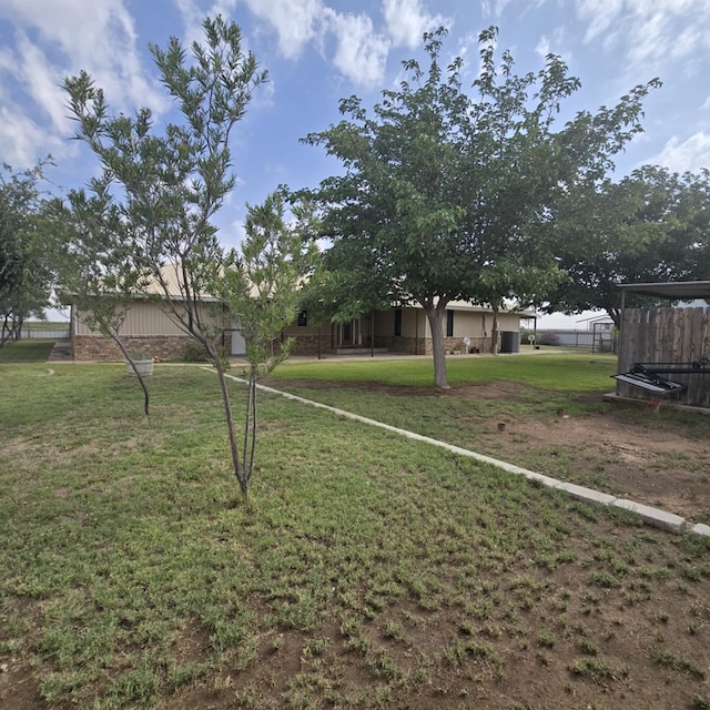 9935 W Yukon Rd, Odessa, TX 79764 - view of yard