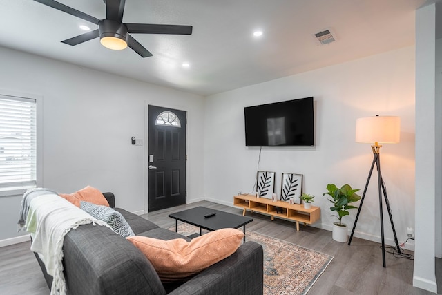 411 N San Jacinto St, Odessa, TX 79762 - living room featuring wood finished floors, ceiling fan, and recessed lighting