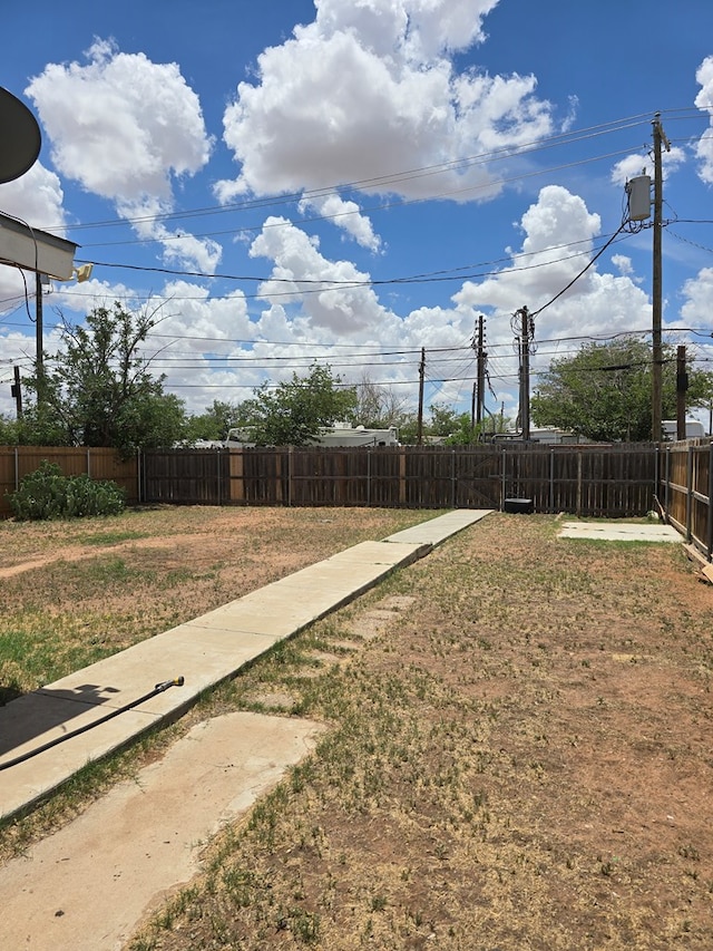 3207 Eastland Ave, Odessa, TX 79763 - view of fenced backyard