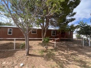 7720 W 26th St, Odessa, TX 79764 - view of front of home with a fenced front yard