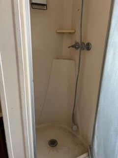 7720 W 26th St, Odessa, TX 79764 - bathroom view of a stall shower