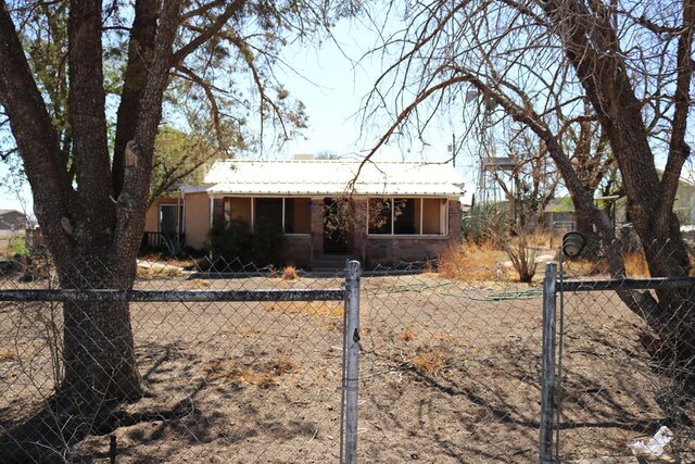 528 S Paisano Dr, Fort Davis, TX 79734 - photo 1