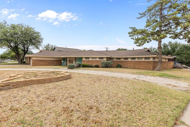 1500 Englewood Ln, Odessa, TX 79761 - photo 2