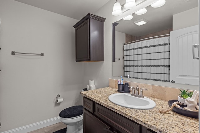 8901 Ratliff Ridge Ave, Odessa, TX 79765 - bathroom featuring vanity, a chandelier, and a shower with shower curtain