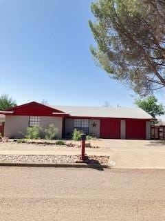 408 E Harriet Ave, Alpine, TX 79830 - photo 1