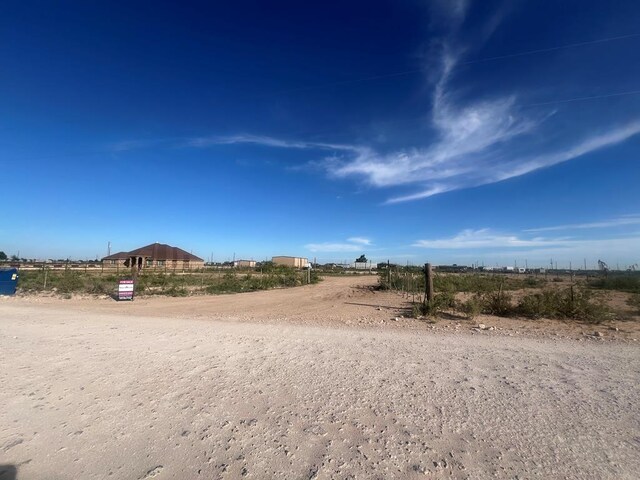 3029 W Conestoga Ln, Odessa, TX 79766 - photo 2
