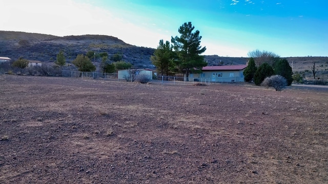 101 Hereford Dr, Fort Davis, TX 79734 - view of yard featuring a mountain view