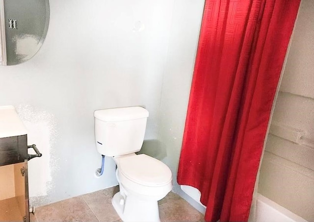 1000 N 12th St, Wink, TX 79789 - bathroom with vanity and toilet
