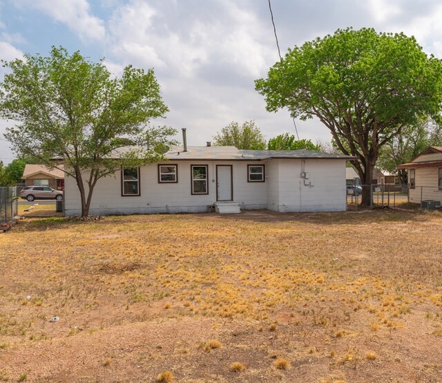 view of front of property with fence