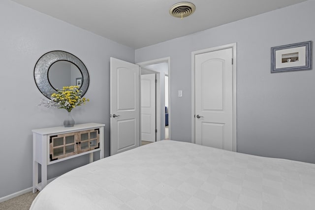 3700 Fairmont Dr, Odessa, TX 79762 - bedroom featuring baseboards and carpet