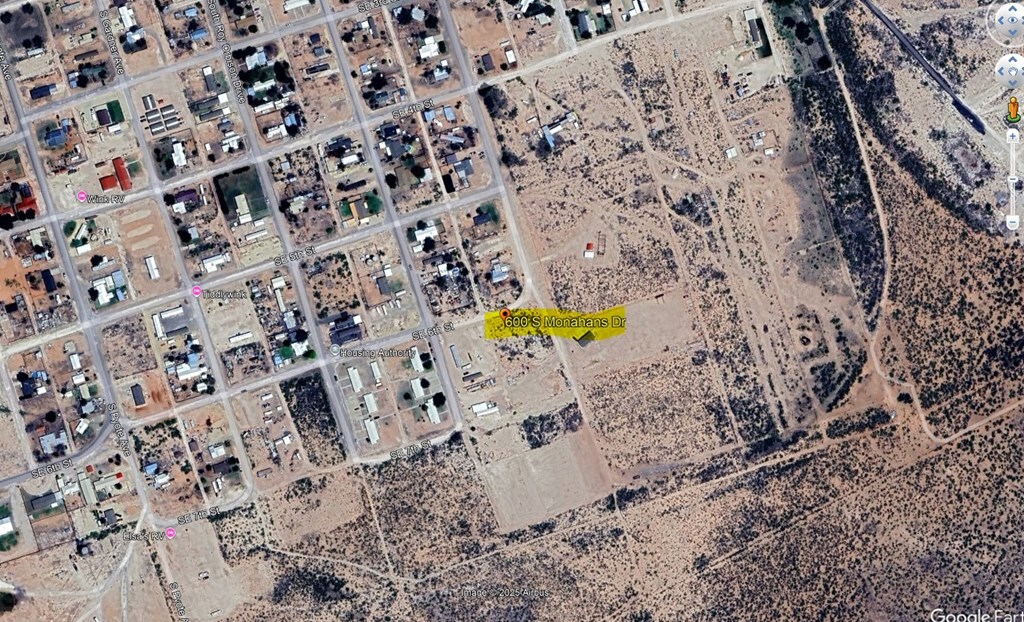 600 W Monahans, Wink, TX 79789 - photo 4