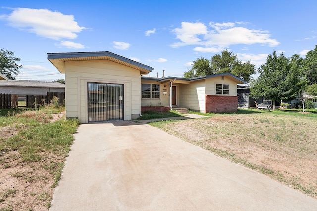 2523 Beechwood St, Odessa, TX 79761 - photo 2