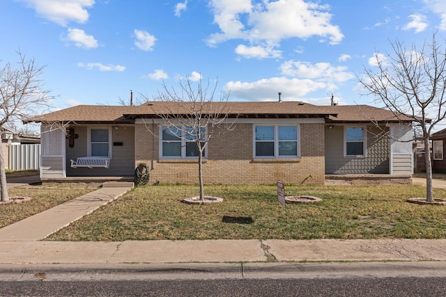 view of front facade with a front lawn