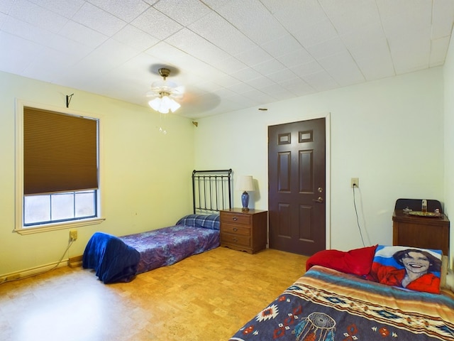 bedroom with ceiling fan