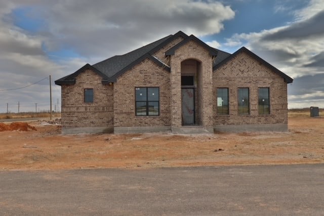 view of front of house