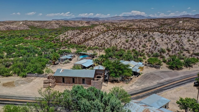 bird's eye view featuring a mountain view