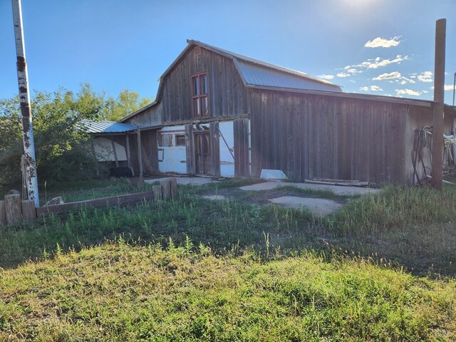 view of outdoor structure