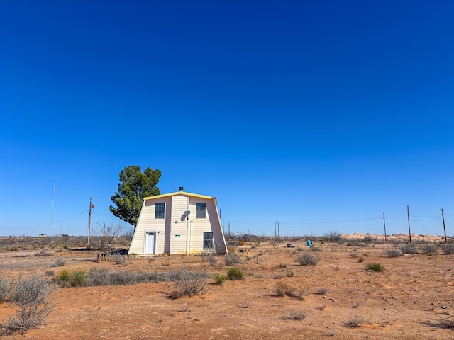 view of outdoor structure