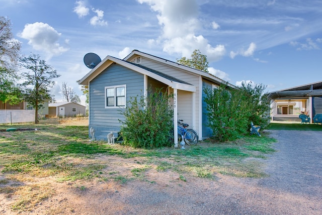 view of home's exterior