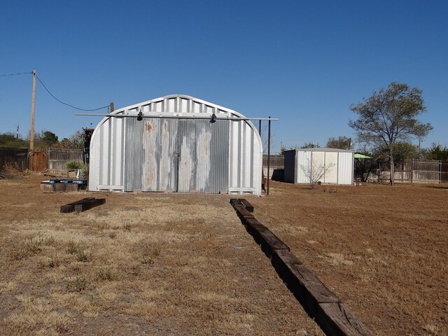 view of outdoor structure