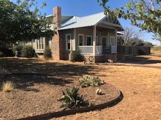 view of front of home with covered porch