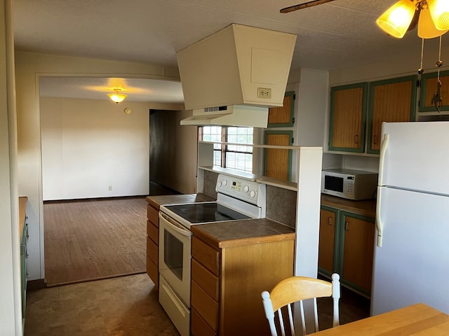 kitchen with ceiling fan, dark hardwood / wood-style floors, ventilation hood, backsplash, and white appliances