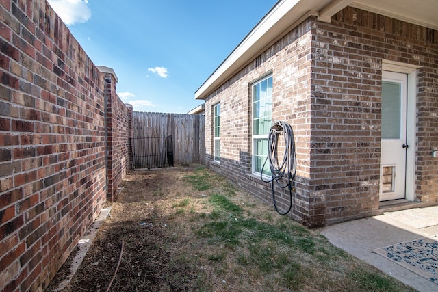 view of property exterior