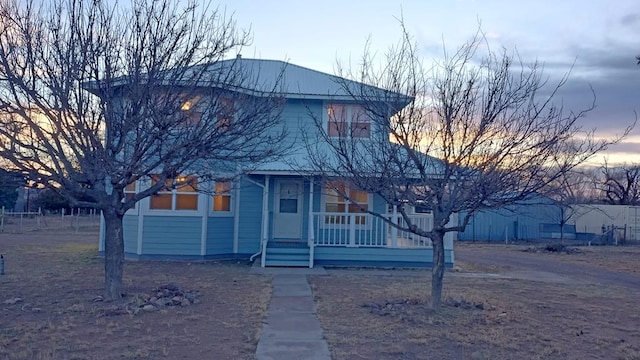 view of front of house featuring covered porch