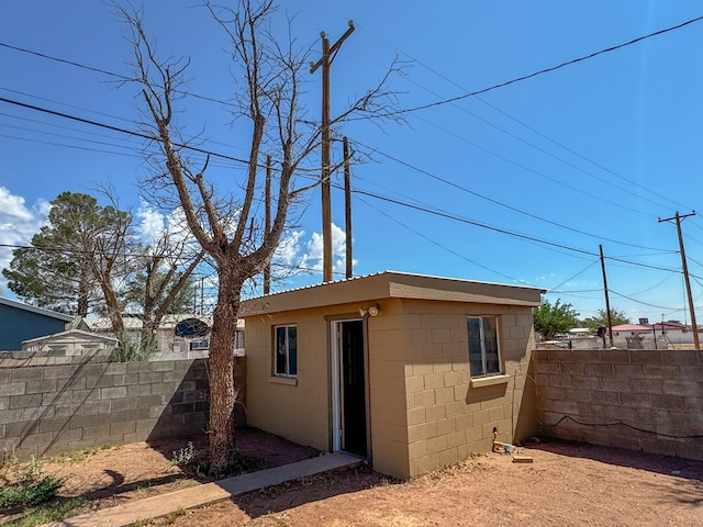 view of outdoor structure