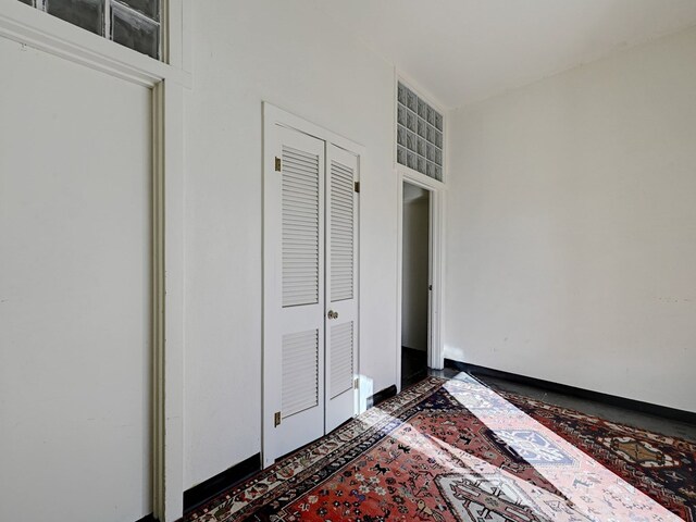 unfurnished bedroom featuring a closet