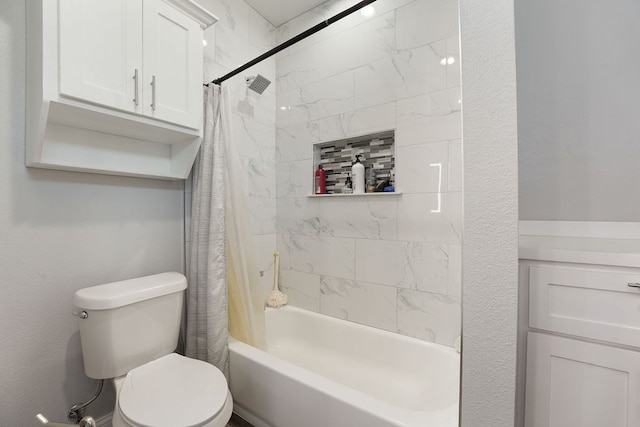 bathroom featuring toilet and shower / tub combo with curtain