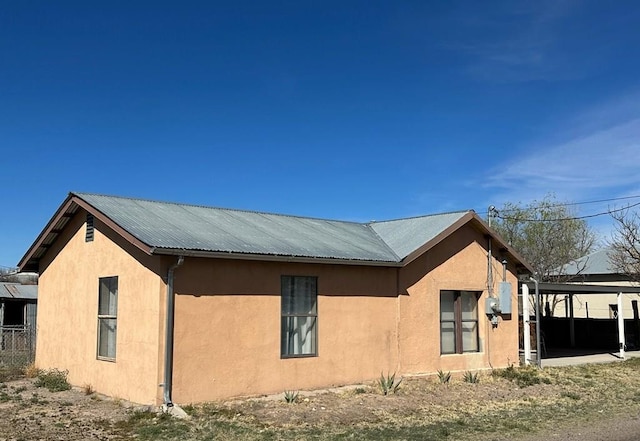 view of home's exterior