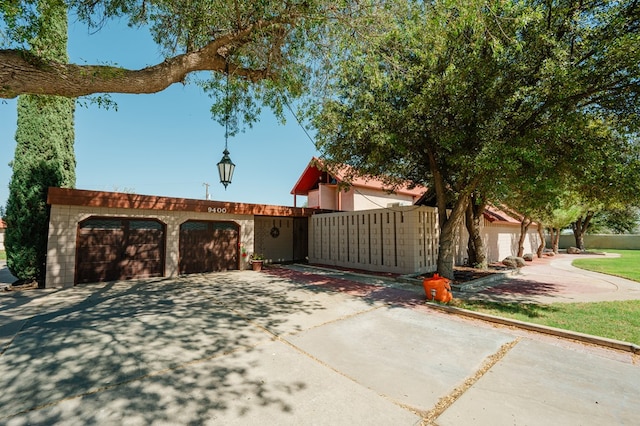 view of front of home