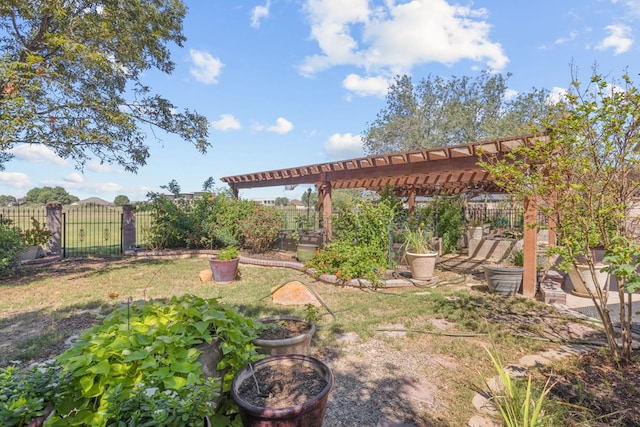 view of yard featuring a pergola