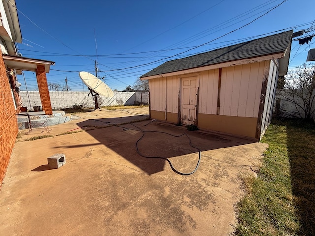 view of outbuilding