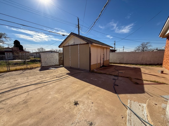 view of outbuilding