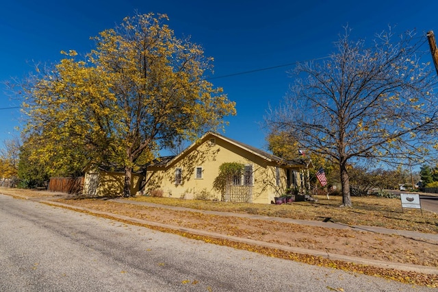 view of home's exterior