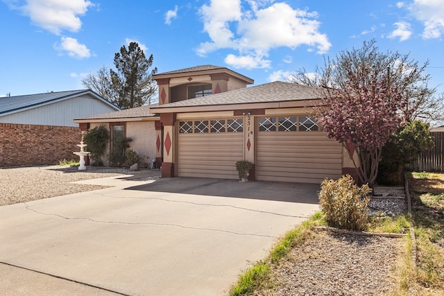 view of front facade with a garage