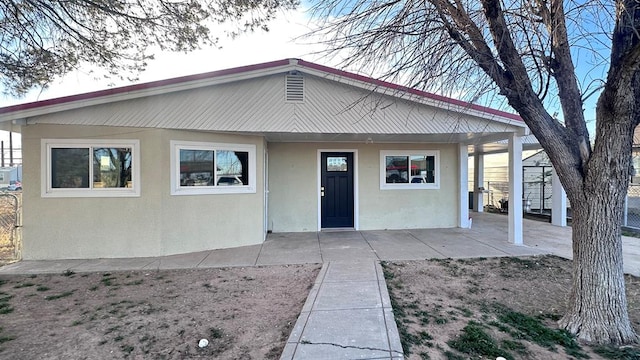 view of front of house featuring a patio area