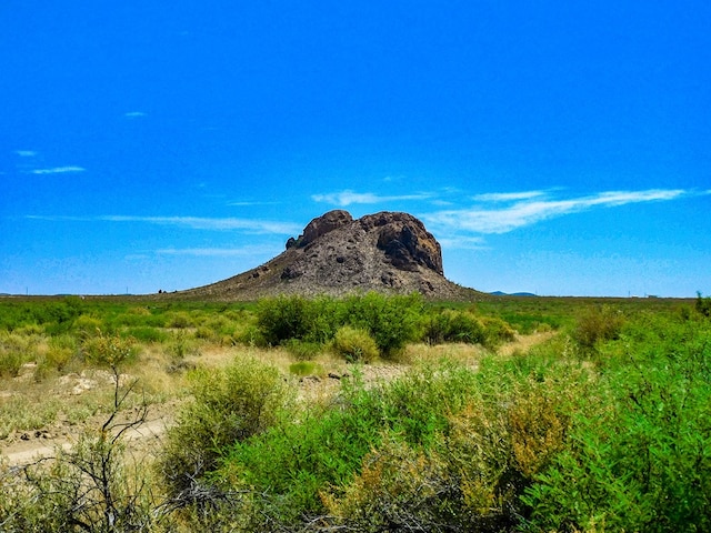 Listing photo 3 for 17070 Ruby Dr, Terlingua TX 79852