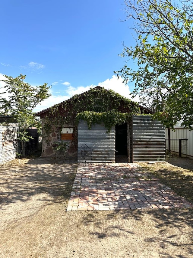 exterior space featuring fence