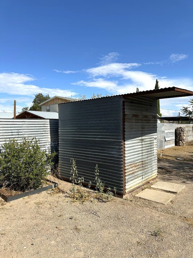 view of outbuilding with an outbuilding