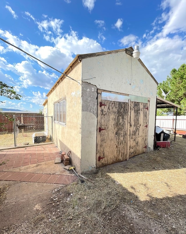 view of property exterior