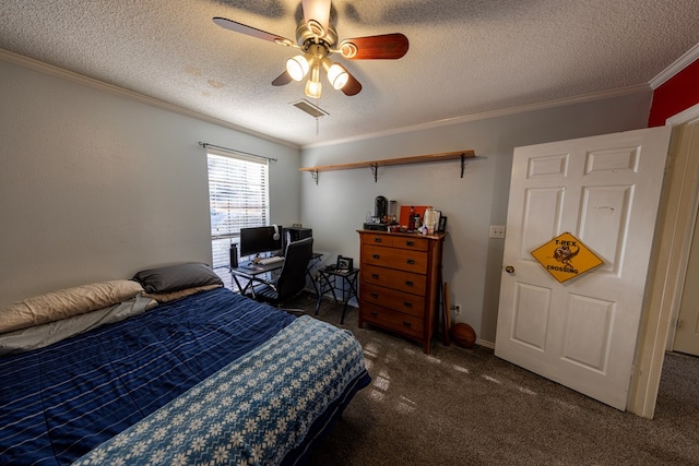 bedroom featuring a textured ceiling, ceiling fan, carpet flooring, visible vents, and ornamental molding